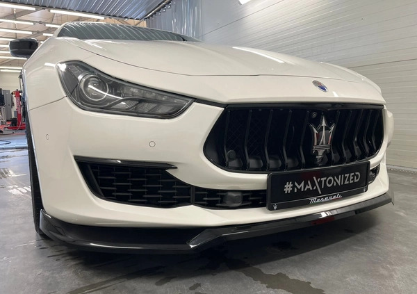 Maserati Ghibli cena 259000 przebieg: 33000, rok produkcji 2019 z Łowicz małe 781